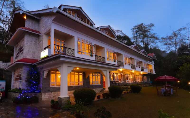 PACHHU VILLAGE RESORT